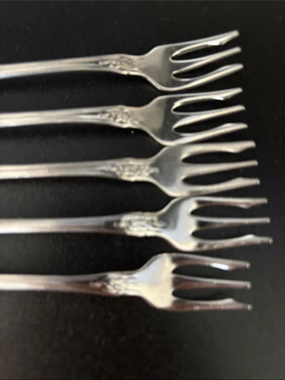 Oneida Raphael cocktail or seafood fork set